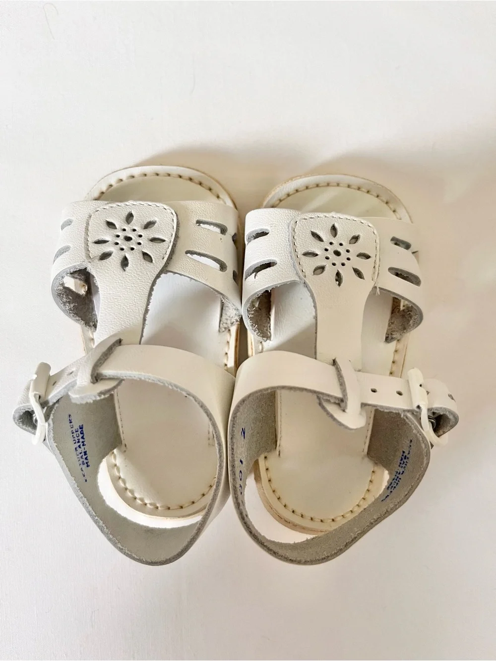 Vintage White Leather Baby Sandals Size 2 Cutout Flower